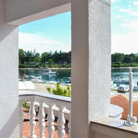 Toni By Interhome * Savudrija