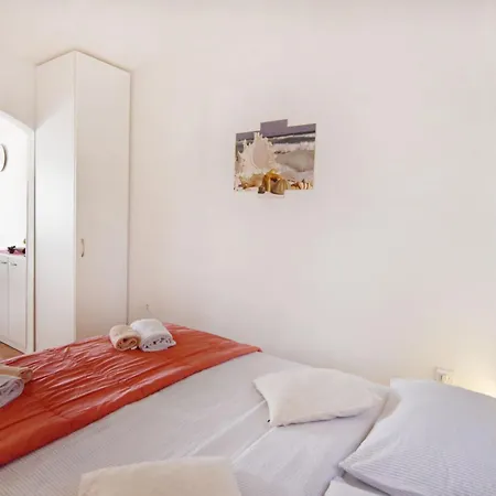 Toni By Interhome Savudrija