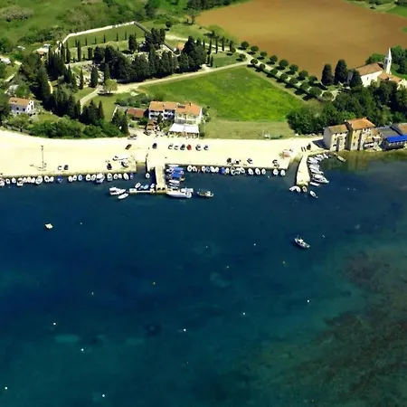 Toni By Interhome Appartement Savudrija