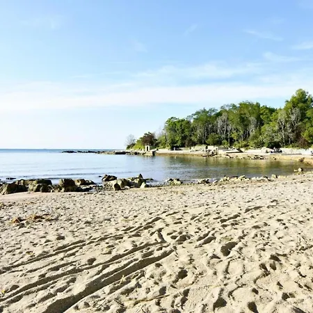 Toni By Interhome Savudrija