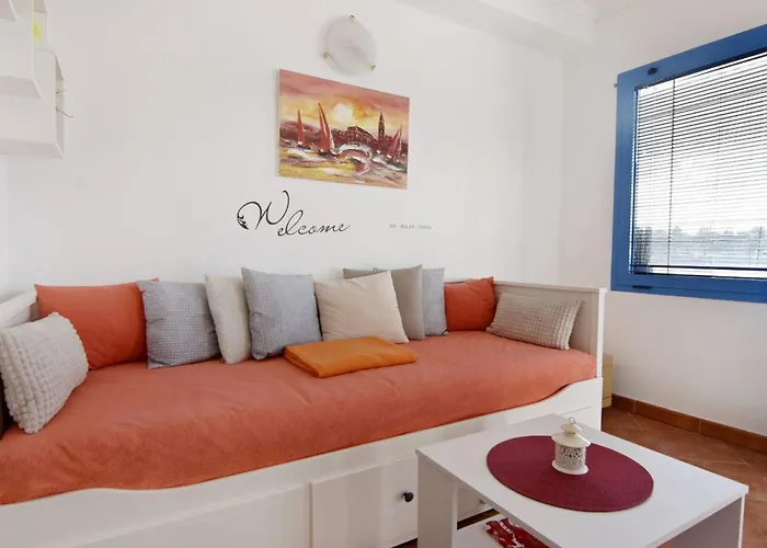 Toni By Interhome Savudrija